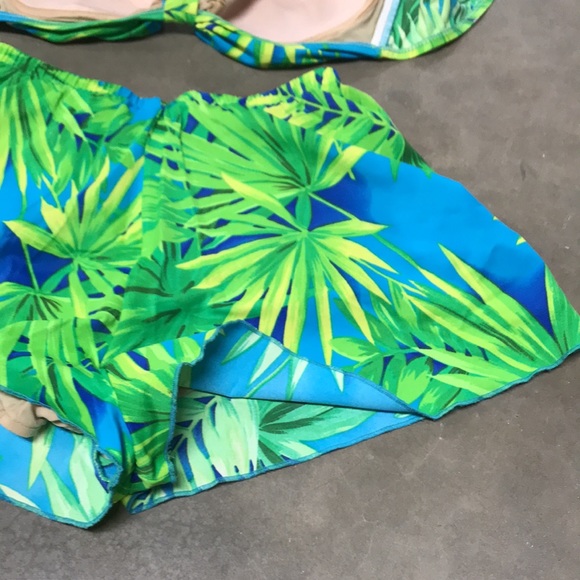 Swimsuit. Two piece. Size 10. Excellent condition. - Picture 9 of 12